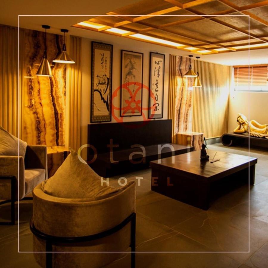 Otani Hotel Boutique Leon Bagian luar foto